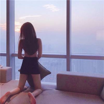 解放萝莉游戏